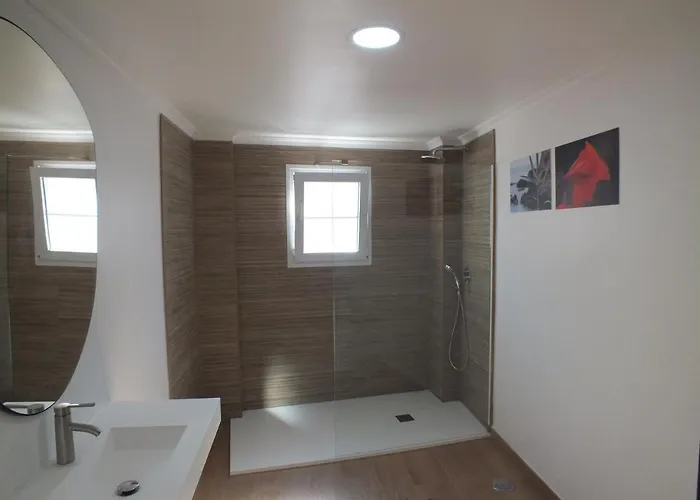 Jarales, * Нерха